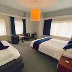Apollo Hotel 3*
