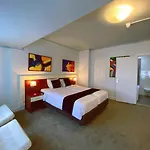 Apollo Hotel 3*