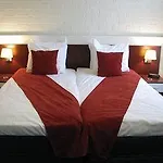 Hotel Apollo 3*