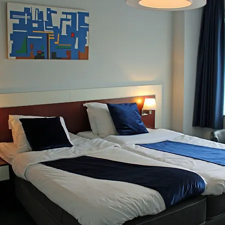 アポロ 3* ネイメーヘン