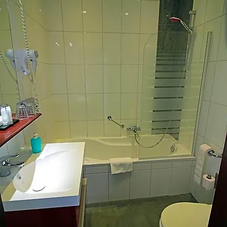 Hotel Apollo 3*