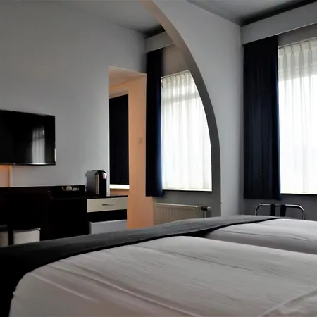 Apollo Hotel