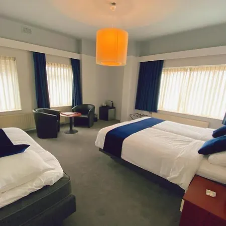 Apollo Hotel 3*