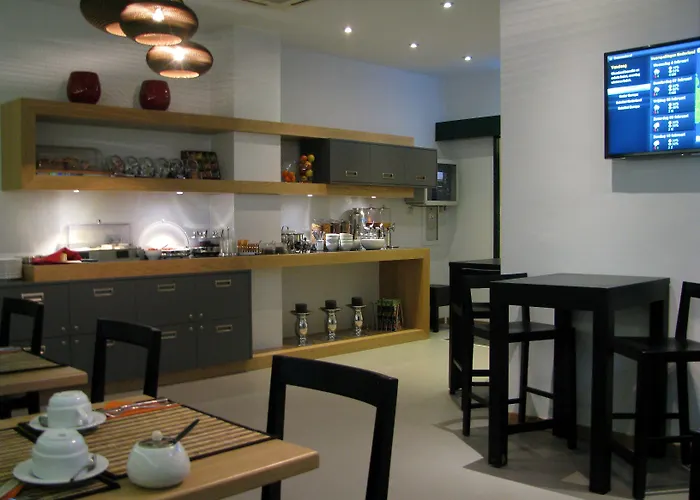 阿波罗酒店 3* 奈梅亨